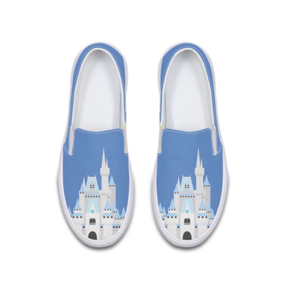 NEW Women’s Blue Castle Slip-ons – Size 10